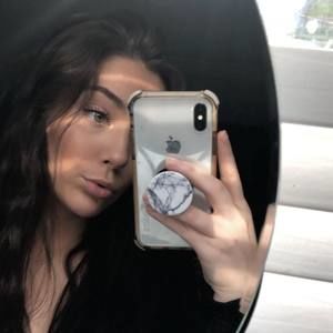 Meet your Posher, Isabelle